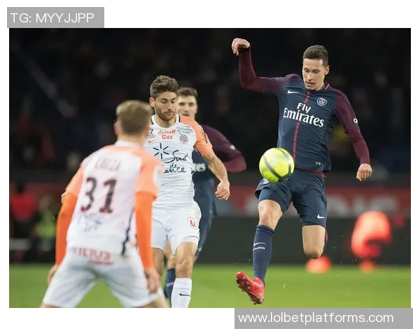 意甲激战巴黎圣日耳曼凭帽子戏法力克曼联全场沸腾解析