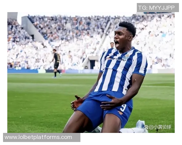 英超精彩对决那不勒斯大胜波尔图全场沸腾瞬间集锦回顾