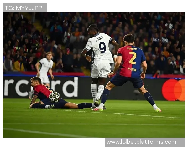 中超精彩对决国米大胜切尔西补时进球引发全场狂欢与转会热议