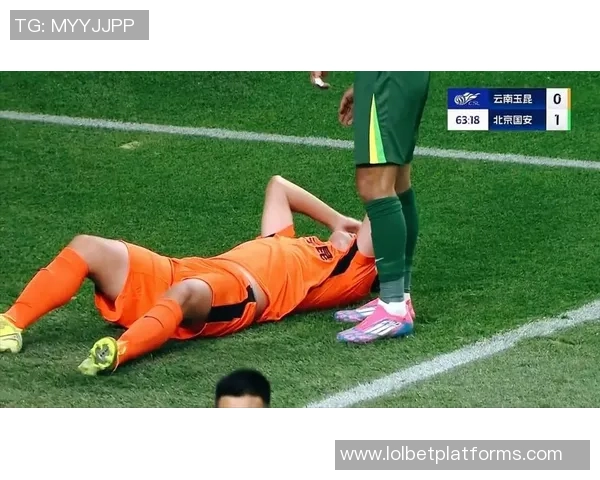 中超赛场惊现冷门切尔西大胜尤文图斯红牌事件引发全场热议