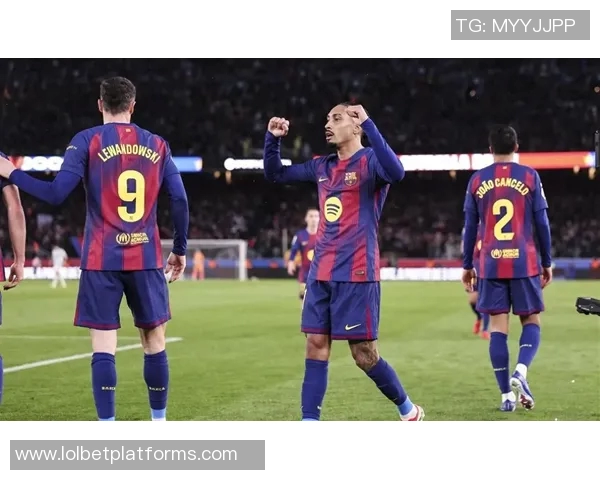 西甲惊天冷门马竞以3-0击败巴萨全场欢呼声震天