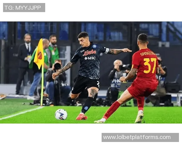 那不勒斯大胜巴萨四球红牌事件引发全场热议战术解析