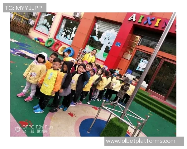 欧联杯精彩对决利物浦逆转多特蒙德全场沸腾瞬间回顾与分析