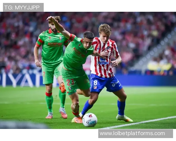 西甲经典对决:拜仁与马竞激战成平局乌龙球成比赛转折点 西甲经典对决:拜仁与马竞激战成平局乌龙球成比赛转折点