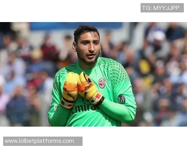 世界杯惊天冷门巴黎圣日耳曼大胜里昂红牌事件引发全场热议